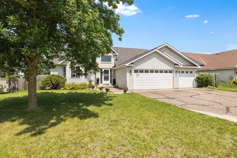 1211 Hillside Road Sauk Rapids MN 56379