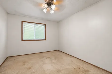 1211 Hillside Road Sauk Rapids MN 56379