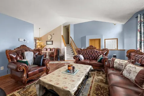 1211 Hillside Road Sauk Rapids MN 56379