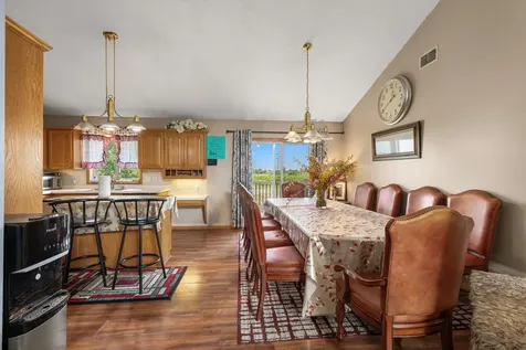 1211 Hillside Road Sauk Rapids MN 56379