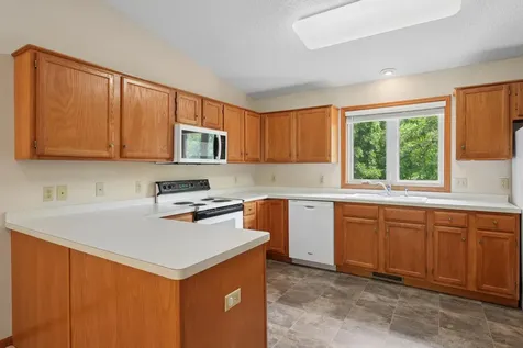 13015 Penn Avenue S Burnsville MN 55337