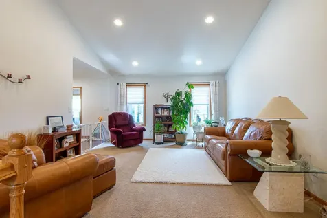 1819 52nd Avenue N Moorhead MN 56560
