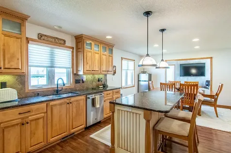 1819 52nd Avenue N Moorhead MN 56560