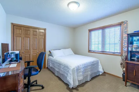 1819 52nd Avenue N Moorhead MN 56560
