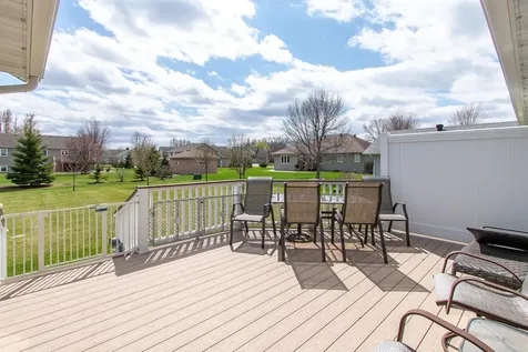1819 52nd Avenue N Moorhead MN 56560