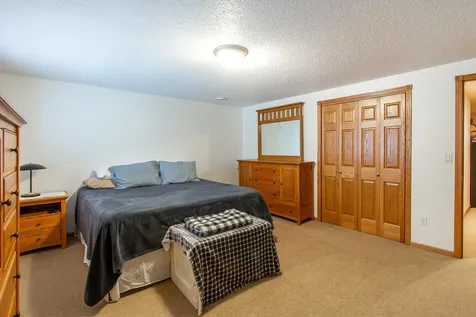 1819 52nd Avenue N Moorhead MN 56560
