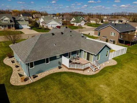 1819 52nd Avenue N Moorhead MN 56560