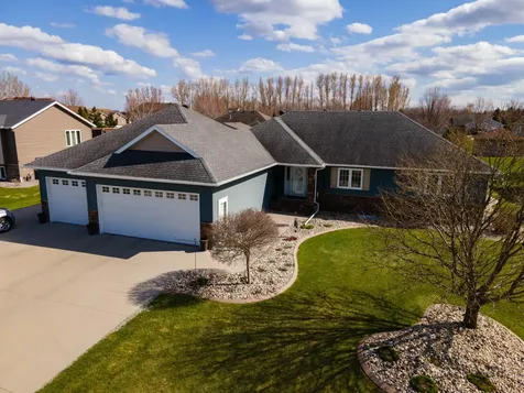 1819 52nd Avenue N Moorhead MN 56560