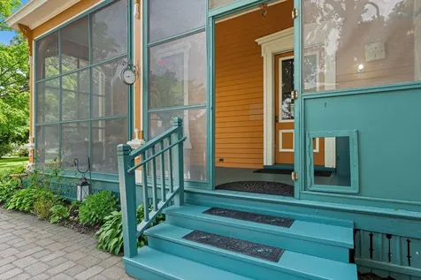 718 Vermillion Street Hastings MN 55033
