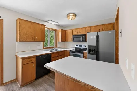 33067 Nueman Trail Lindstrom MN 55045