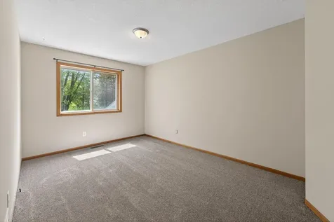33067 Nueman Trail Lindstrom MN 55045