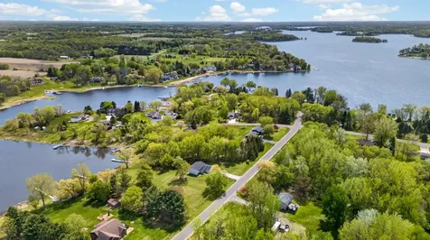 33067 Nueman Trail Lindstrom MN 55045