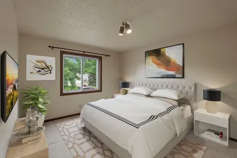 977 Heritage Court E Vadnais Heights MN 55127