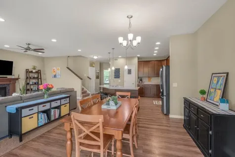 6531 102nd Avenue N Brooklyn Park MN 55445