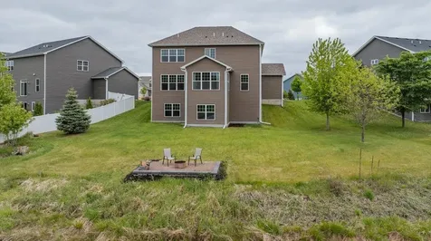 6531 102nd Avenue N Brooklyn Park MN 55445