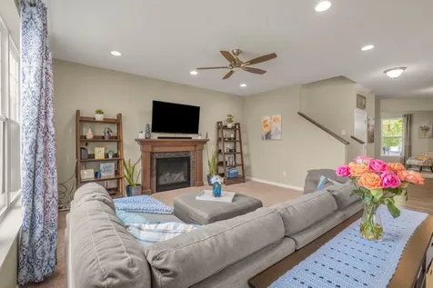 6531 102nd Avenue N Brooklyn Park MN 55445