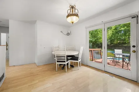 806 Parkway Drive Saint Paul MN 55106