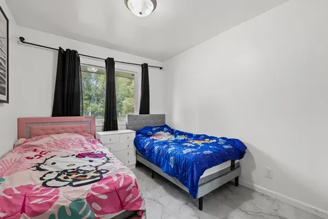 806 Parkway Drive Saint Paul MN 55106