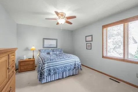 8906 Ashley Terrace Brooklyn Park MN 55443