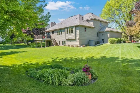 8906 Ashley Terrace Brooklyn Park MN 55443