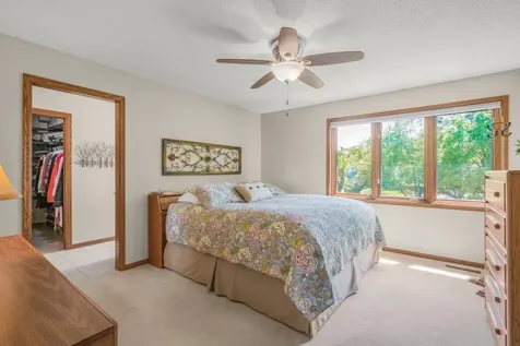 8906 Ashley Terrace Brooklyn Park MN 55443