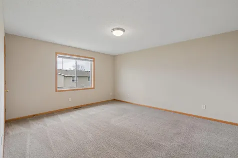 4207 Rymark Court Shakopee MN 55379