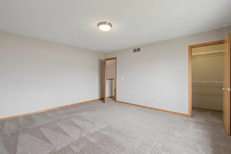 4207 Rymark Court Shakopee MN 55379
