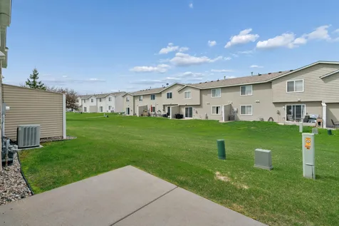 4207 Rymark Court Shakopee MN 55379