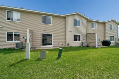 4207 Rymark Court Shakopee MN 55379