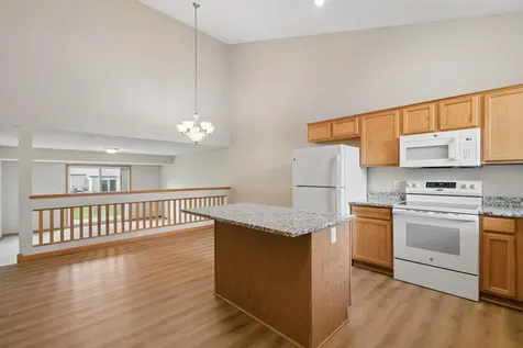 4207 Rymark Court Shakopee MN 55379