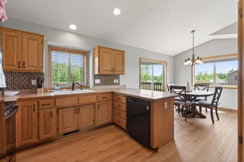 27931 116th Street NW Zimmerman MN 55398