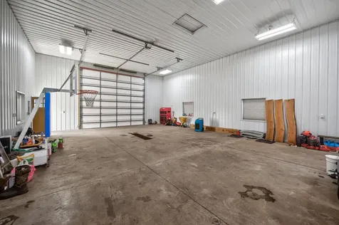 27931 116th Street NW Zimmerman MN 55398