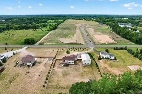 27931 116th Street NW Zimmerman MN 55398