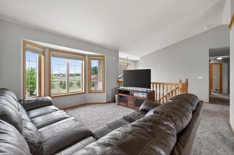 27931 116th Street NW Zimmerman MN 55398
