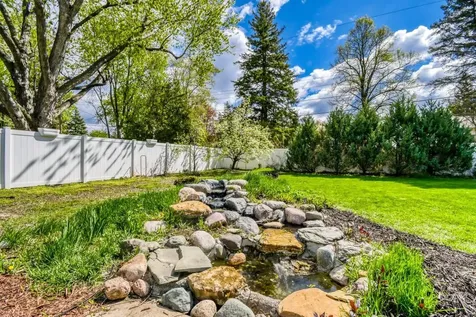 2904 Sheldon Street Roseville MN 55113