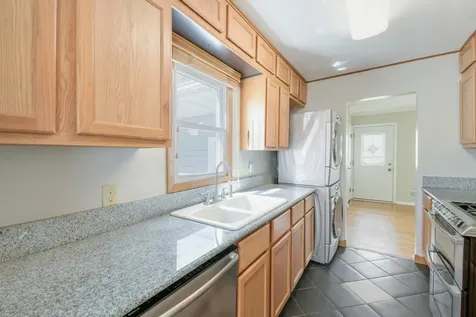 2904 Sheldon Street Roseville MN 55113