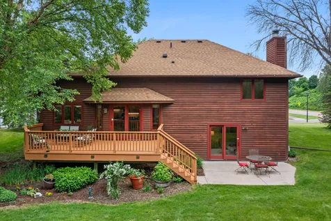 14305 44th Avenue N Plymouth MN 55446