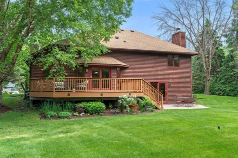 14305 44th Avenue N Plymouth MN 55446