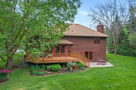 14305 44th Avenue N Plymouth MN 55446