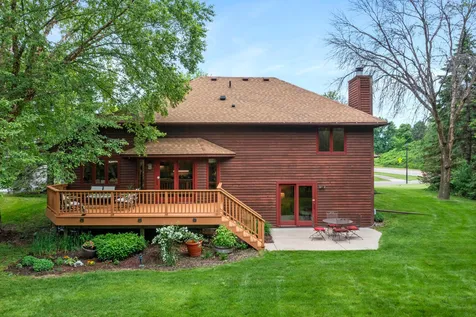 14305 44th Avenue N Plymouth MN 55446
