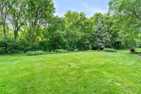 14305 44th Avenue N Plymouth MN 55446
