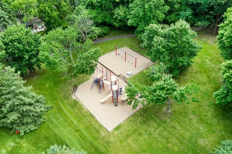 14305 44th Avenue N Plymouth MN 55446