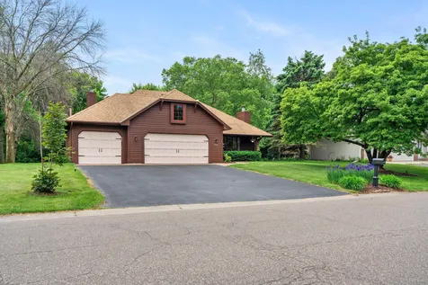 14305 44th Avenue N Plymouth MN 55446