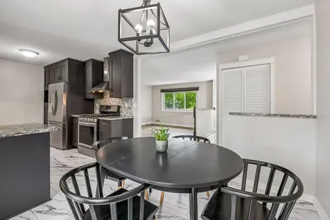 3216 W 85th Street Bloomington MN 55431