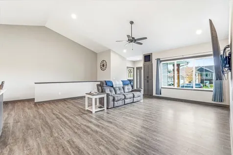 31722 Marshview Court Lindstrom MN 55045