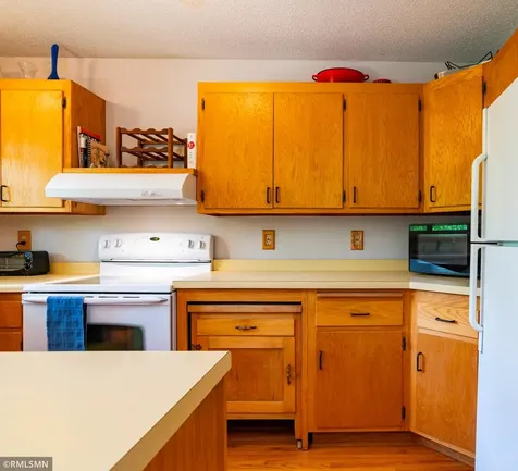 1874 Skillman Avenue W Roseville MN 55113