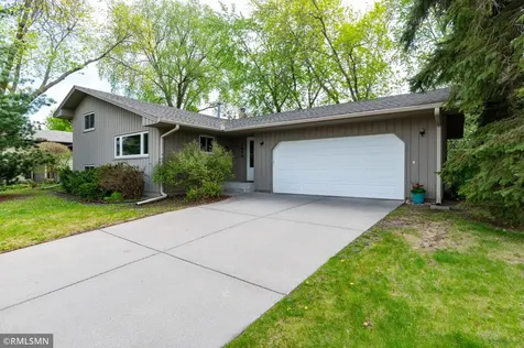 1874 Skillman Avenue W Roseville MN 55113