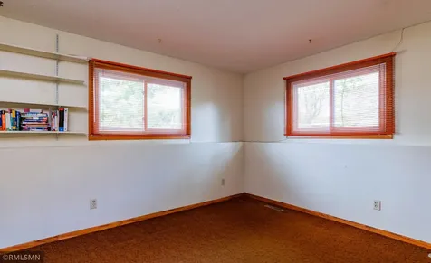 1874 Skillman Avenue W Roseville MN 55113
