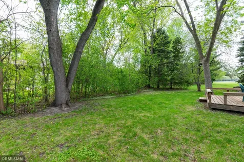 1874 Skillman Avenue W Roseville MN 55113