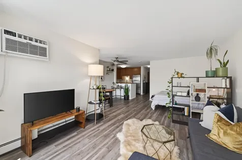 720 3rd Avenue NE Minneapolis MN 55413